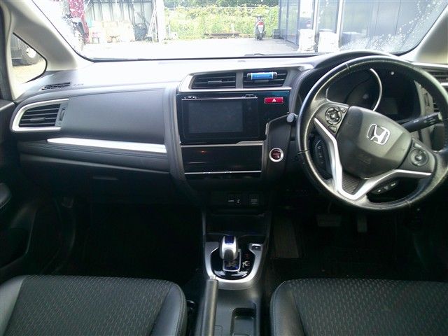 Mazda Bongo rear view