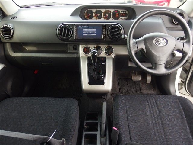 Mazda Bongo rear view