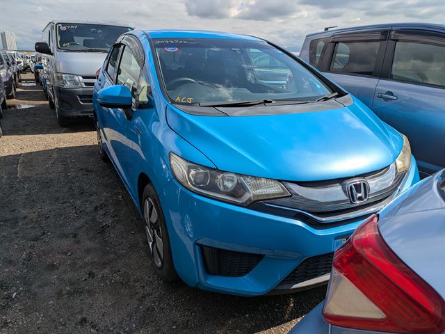 Mazda Bongo front view