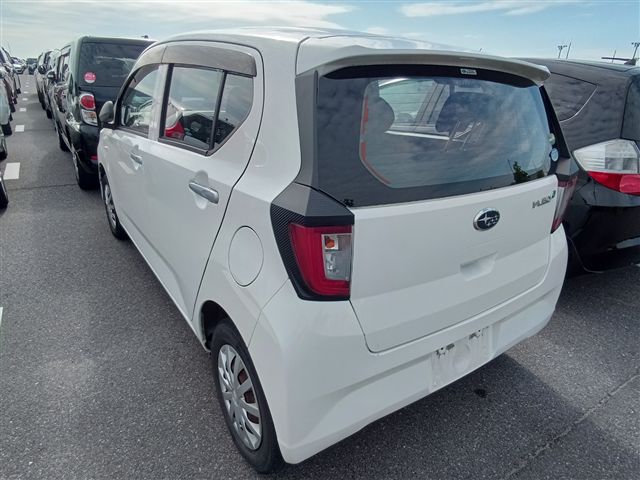 Mazda Bongo front view