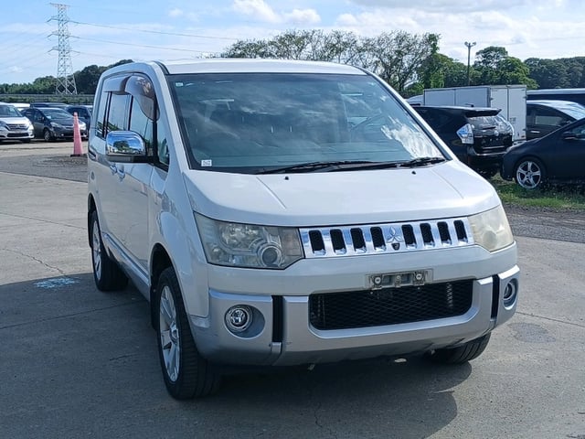 image 0